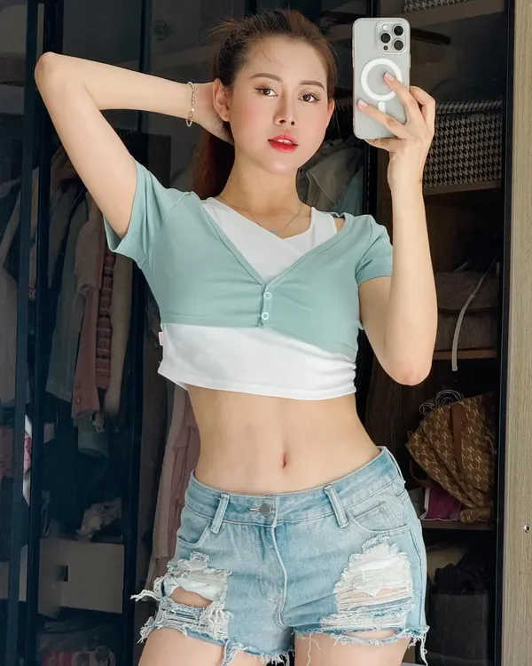 Ảnh Việt Phương Thoa được fan yêu thích.