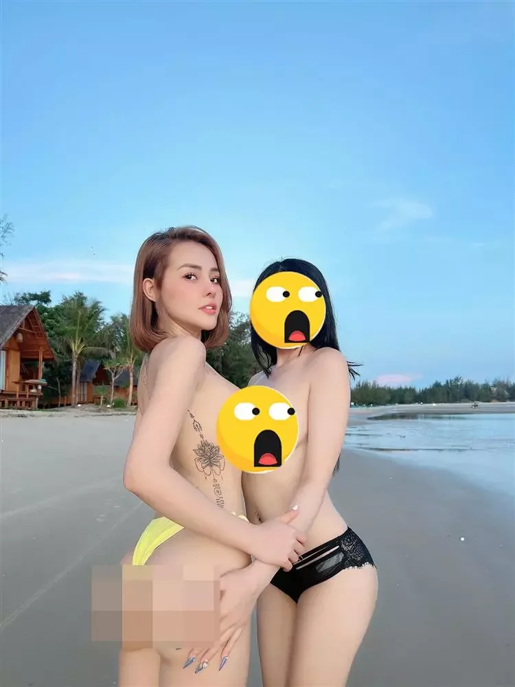Ngân 98 chơi sốc, rủ bạn thân khoe vòng 1 thả rông giữa biển | Home - Ngôi nhà online của bạn