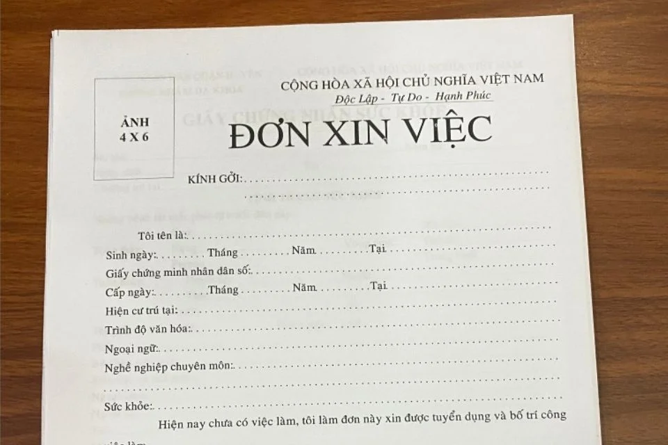 Đơn xin việc có cần công chứng không? Những điểm không thể bỏ qua