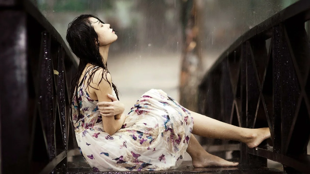 Tải hình nền cô đơn buồn thất tình đầy tâm trạng cho nữ